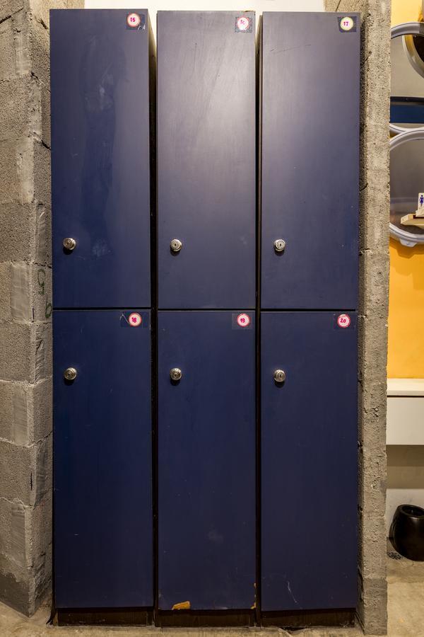 Wire Hostel Patong Ngoại thất bức ảnh